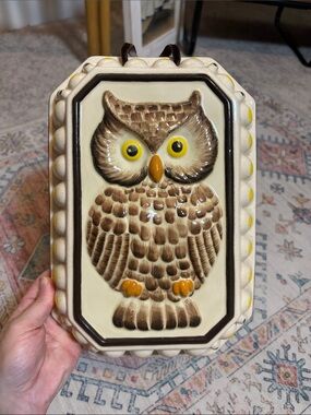 Vintage Ceramic Owl Wall Hanging / Decorative Mold – Mid-Century Style Woodland